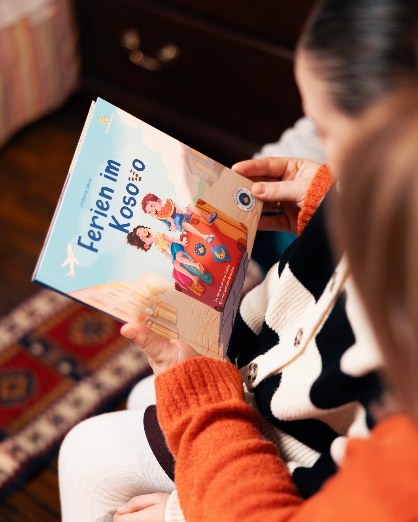 Ferien in Kosova | Pushimet në Kosovë – Zweisprachiges Wendebuch - Golden Edition -  (Deutsch ⇄ Kosovoalbanisch)